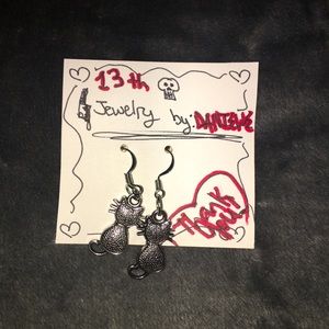 Fish Hook cat Earrings 🐈‍⬛